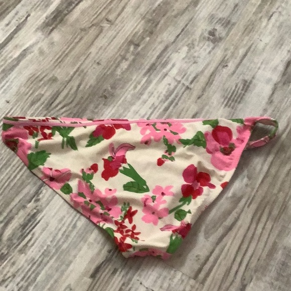 No boundaries bikini bottom pink green red white size XL(15) stretchy flower - Picture 3 of 5